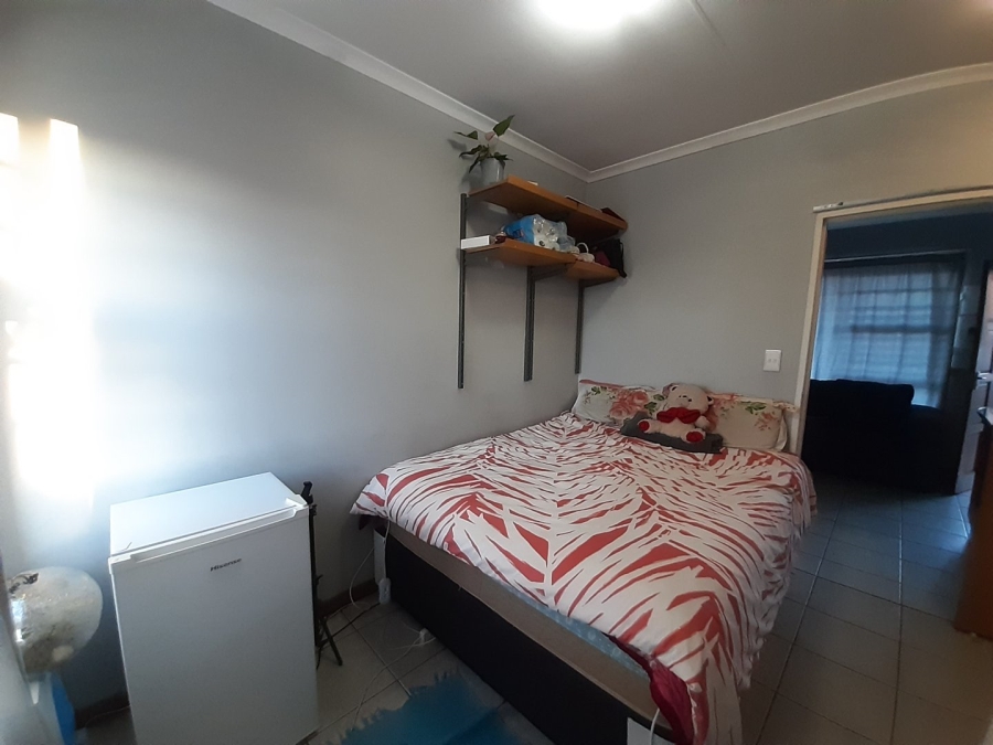 1 Bedroom Property for Sale in Bult South North West